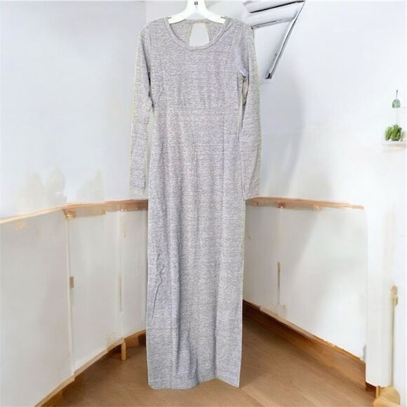 NWT New Chaser Heathered Gray Crewneck Knit Maxi Dress w/V Back Cut Out. Small - Picture 1 of 6